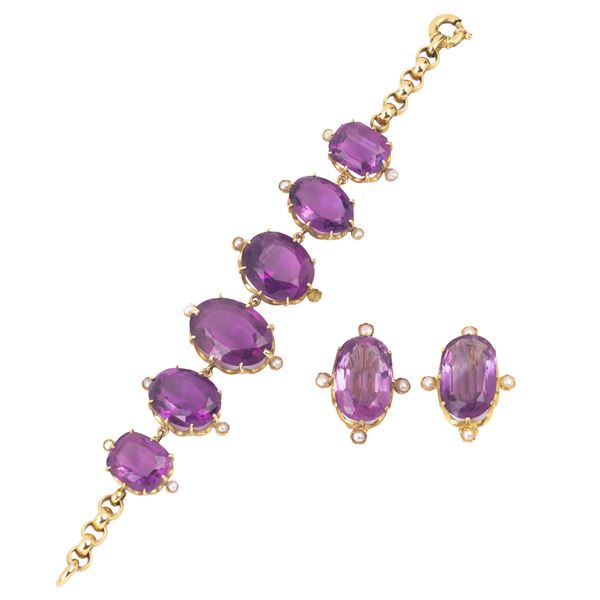 Two brooches and large bracelet in 18 kt yellow gold, micropearls and amethyst