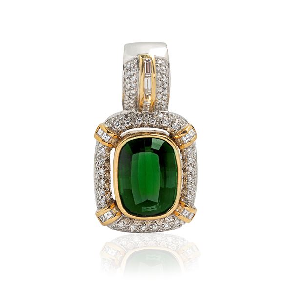 Large pendant in yellow and white gold, diamonds and green tourmaline