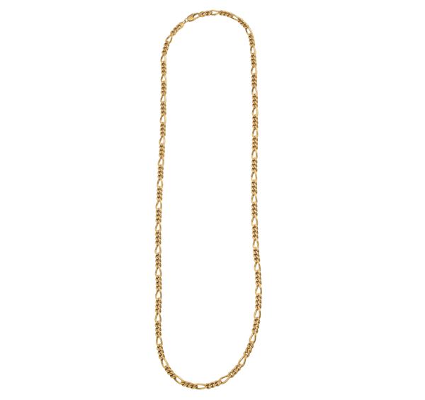 Long 18kt yellow gold link chain