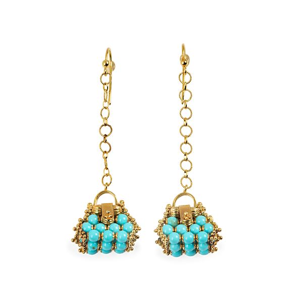 Pair of long pendant earrings made like a bag in 18 kt yellow gold and turquoise paste