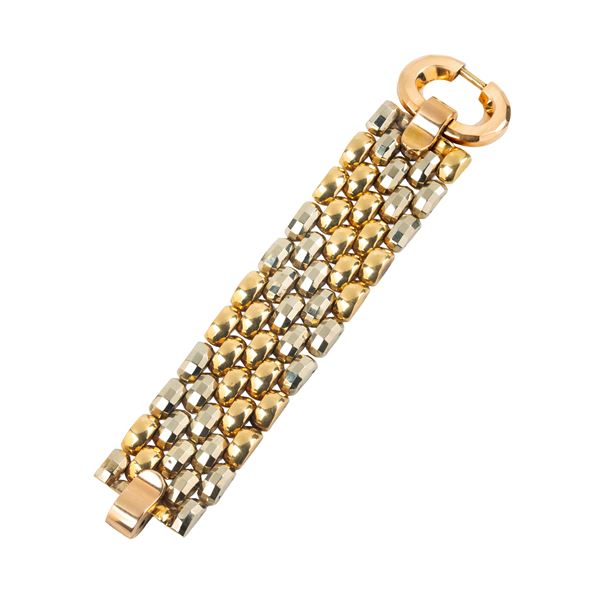 Large bracelet with rounded and faceted links in 18 kt rose, yellow and white gold