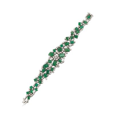 Bracciale in oro bianco 18 kt con diamanti e smeraldi, anni Sessanta