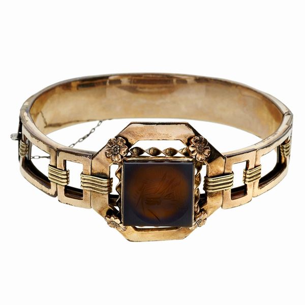 Bracciale rigido