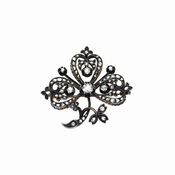 Brooch