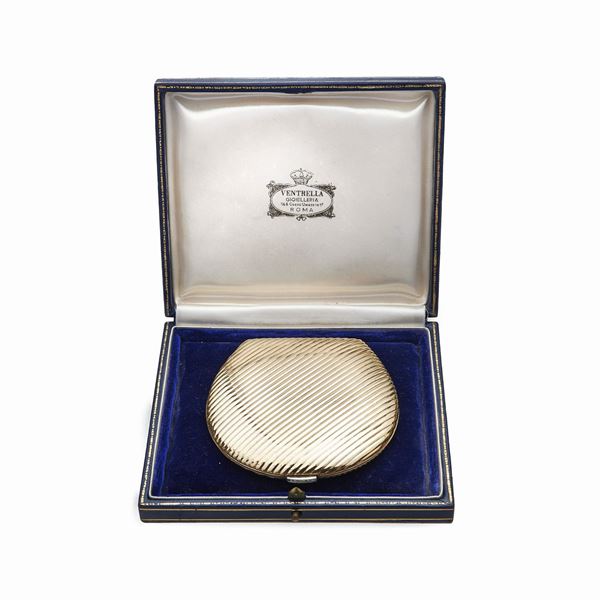 Compact box Ventrella